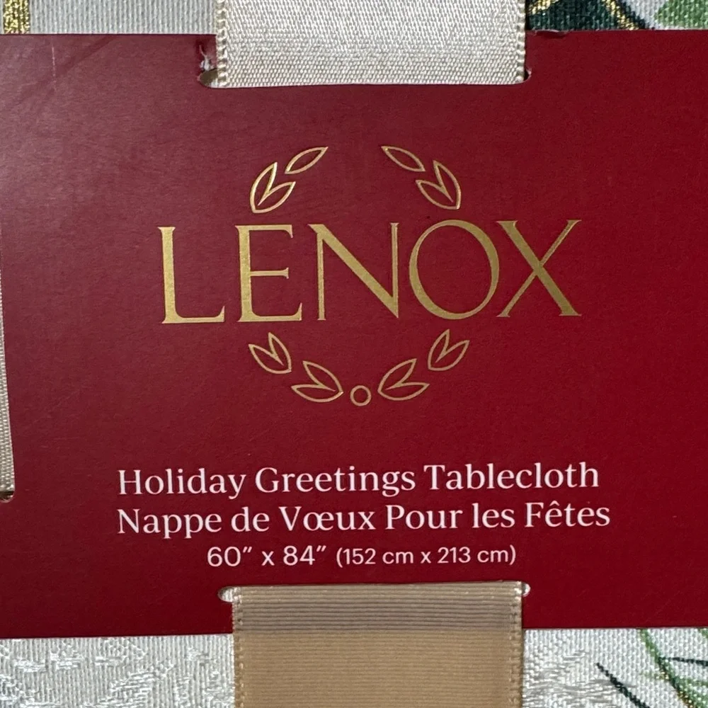 Lenox Festive Holiday greetings Tablecloth with Gold Accents